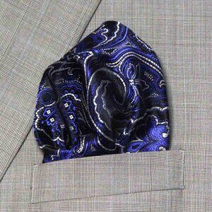 Men's new, in package, Gascoigne pocket square Gray and black Paisley Polyester